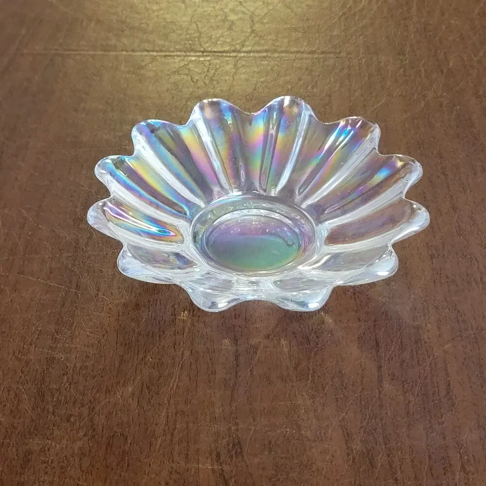 Vintage Federal Glass Celestial Iridescent bowl 6inches diameter starburst